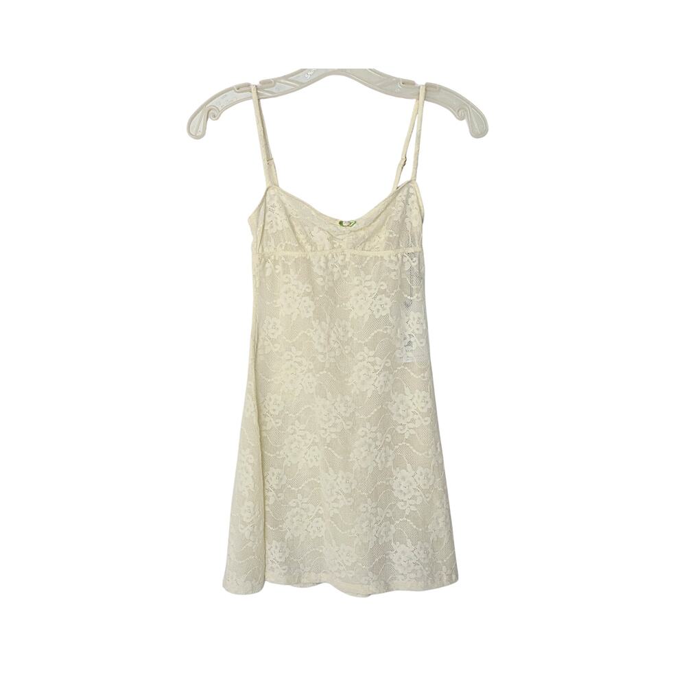 WEWOREWHAT Lace Rosette Mini Dress - White - XS